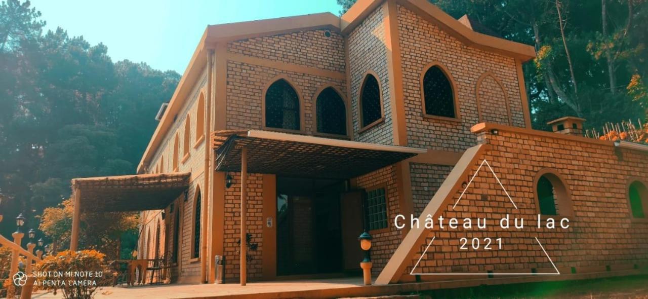 Le Chateau Du Lac De Mantasoa Экстерьер фото